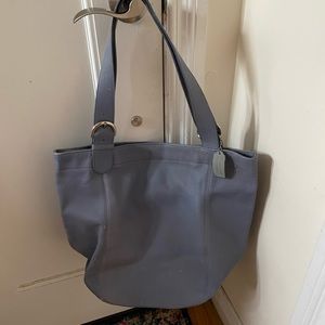 Vintage Coach Tote bag. All leather, slightly faded but in gd condition.